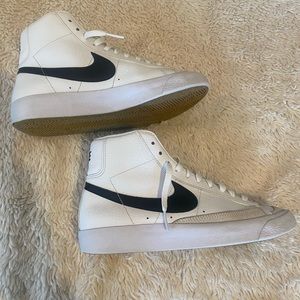 Nike Womens Blazer size 5.5